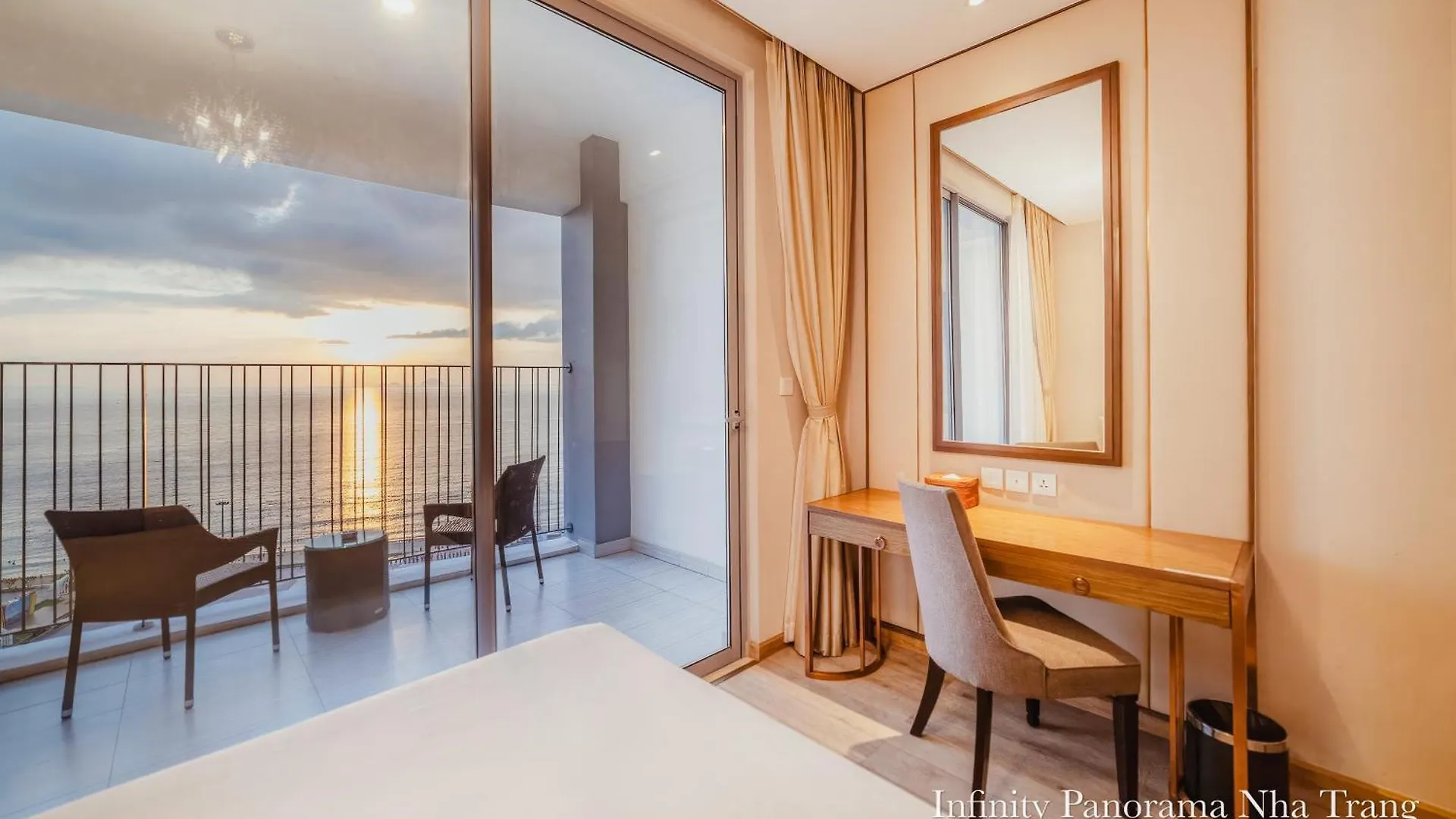 Infinity Panorama Oceanview Apartments 나트랑 베트남